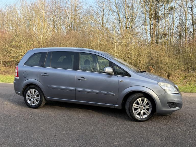 VAUXHALL ZAFIRA 1.9 CDTi Elite 2010