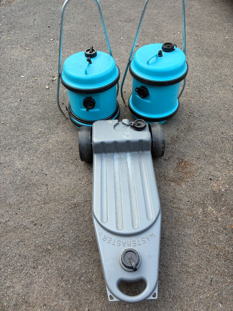 Aqua roll water and waste master