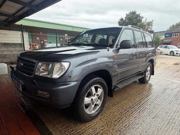 2005 Toyota Land Cruiser Amazon 4.2 TD 5dr Auto ESTATE Diesel Automatic
