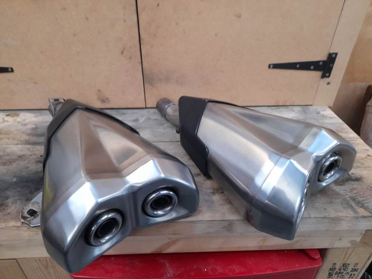 2015 kawasaki z1000 sx tail pipes