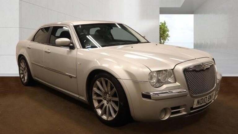 CHRYSLER 300C 3.0 CRD V6 SRT Design 4dr (silver) 2010