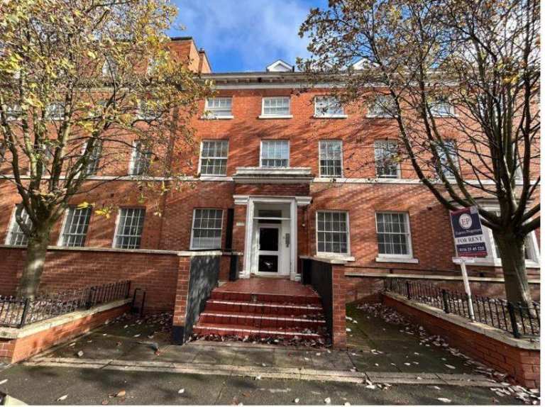 1 Bed Flat, Princess Road West, LE1