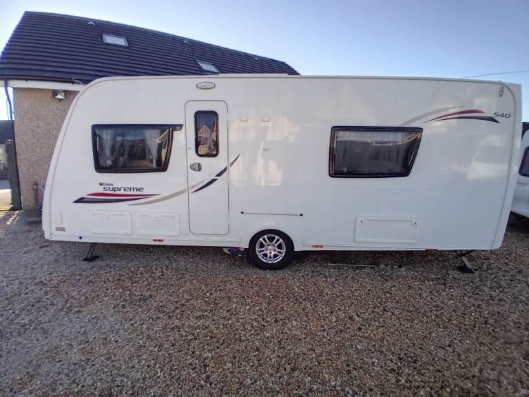 Elddis supreme fix bed 2015