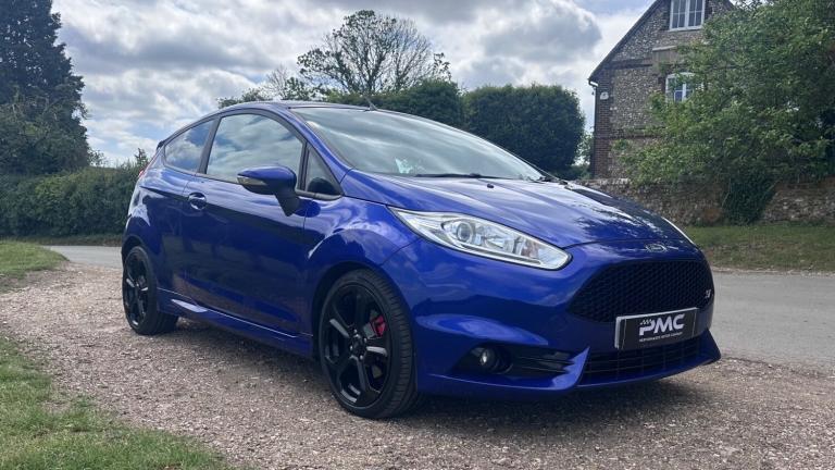 2016 Ford Fiesta 1.6 EcoBoost ST-3 3dr HATCHBACK Petrol Manual