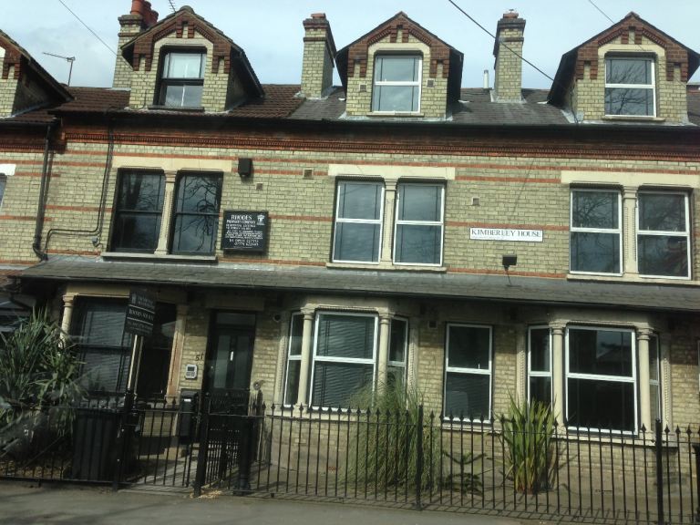 BEDSIT ROOM FOR KEYWORKERS