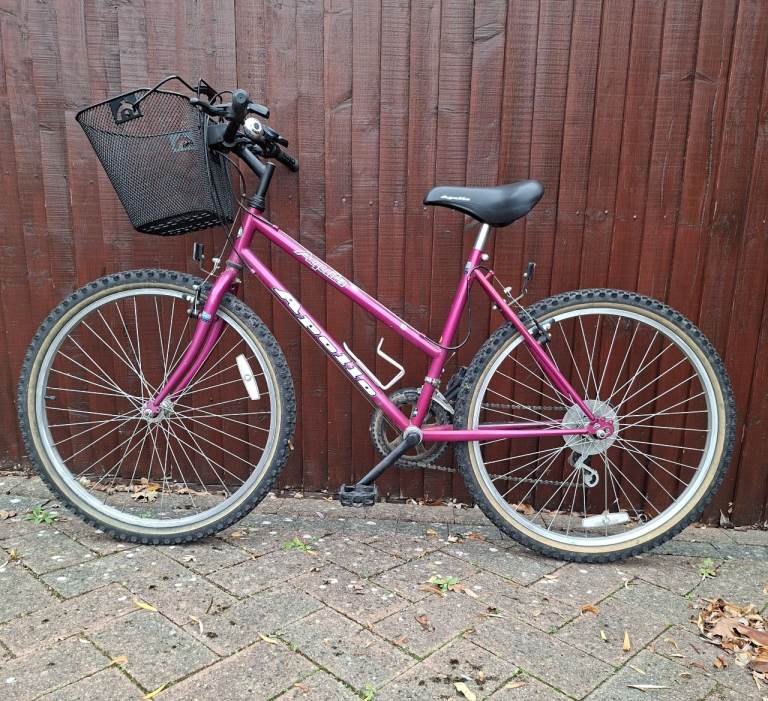 Lady's/Girl's Bicycle