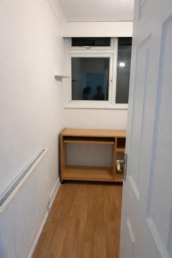Single room hatfield 