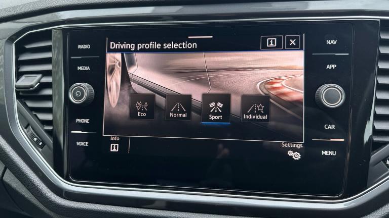 2021 Volkswagen T-Roc 1.5 TSI EVO SEL 5dr DSG Petrol Hatchback Hatchback Petrol Automatic