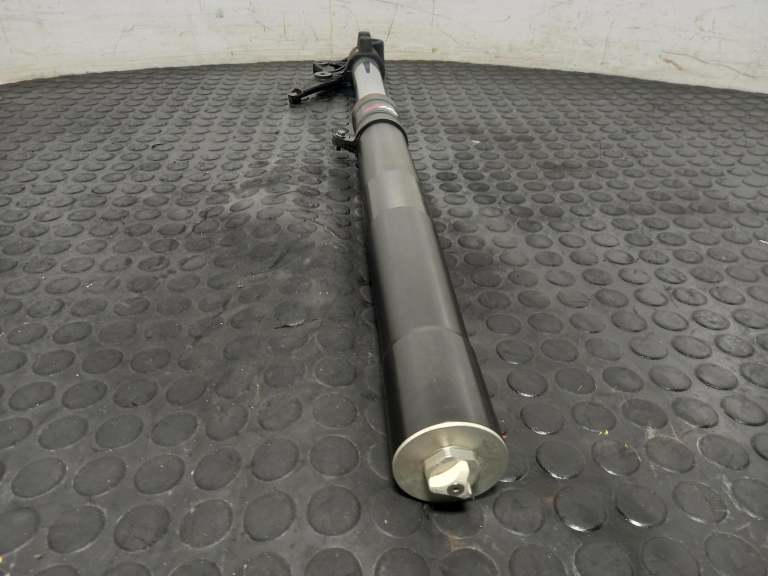 2017 Triumph Tiger Front Fork Left T2048360