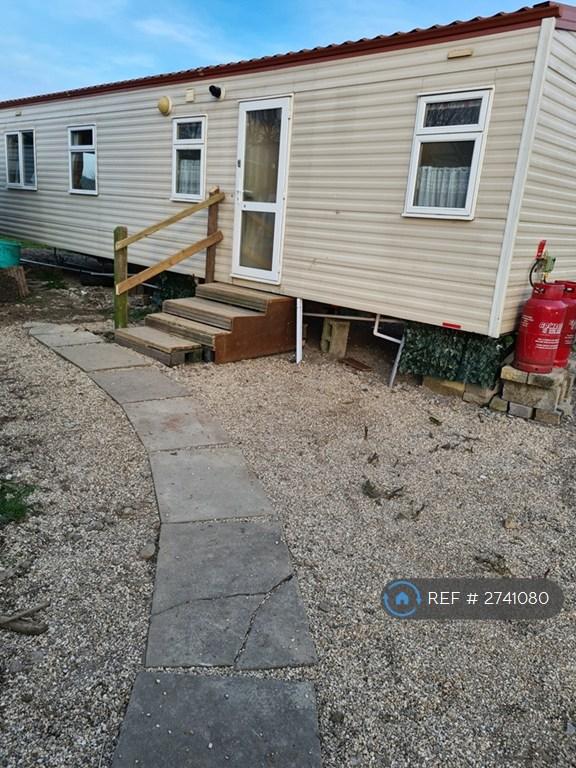 2 bedroom house in Fosse Way, Shepton Mallet, BA4 (2 bed) (#2741080)