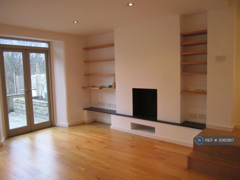 2 bedroom flat in Cotswold Road, Bristol, BS3 (2 bed) (#3060817)