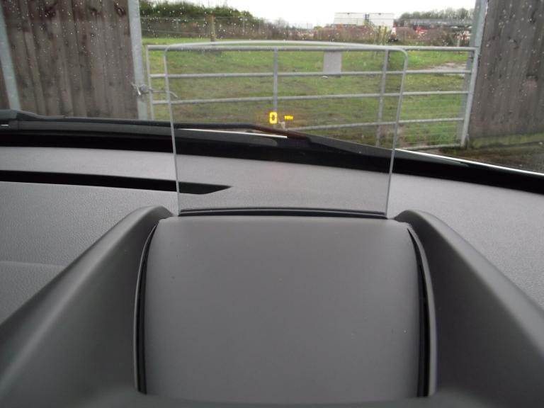 2012 Nissan Navara Double Cab Pick Up Tekna 2.5dCi 190 4WD PICK UP Diesel Manual