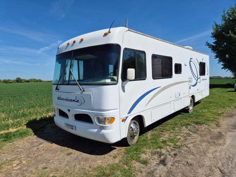 Four winds hurricane, 6 berth, end bedroom, island bed, automatic