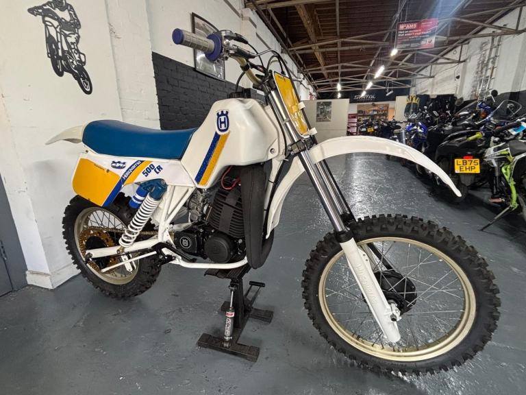  HUSQVARNA CR500 2 STOKE 1983 ( SWAP FOR CAMPERVAN OR MOTORHOME )