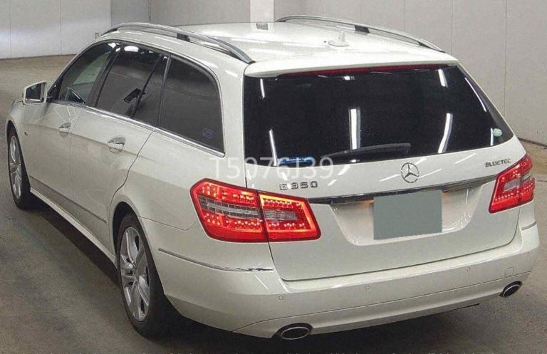 2011 Mercedes-Benz E-Class E350 3.0 BLUE EFFICIENCY DIESEL AUTO ESTATE * ONLY 24000 MILES * TOP G...