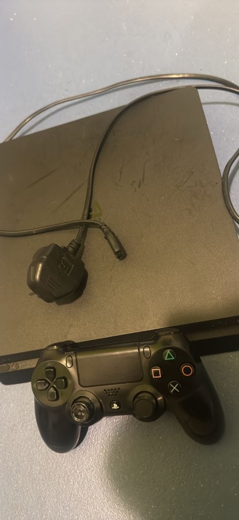 PRICE NEGOTIATIONS AVAILABLE Sony PlayStation 4 Console with Controller – Good Condition