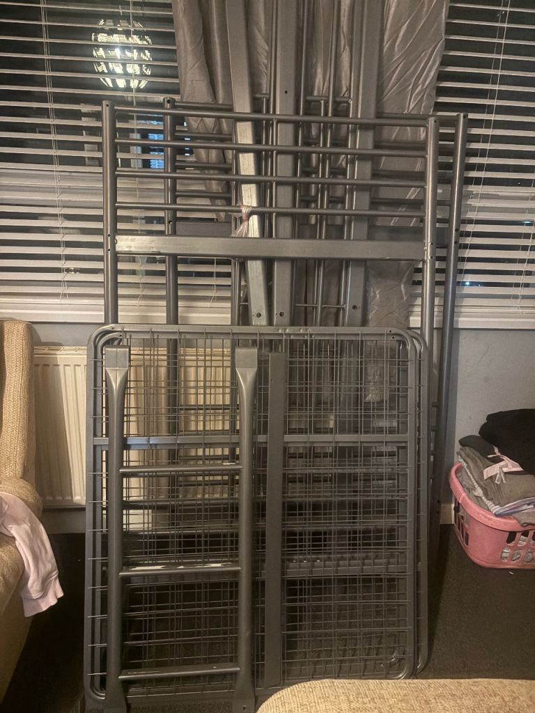 Bunk beds frame and pull out storage draw