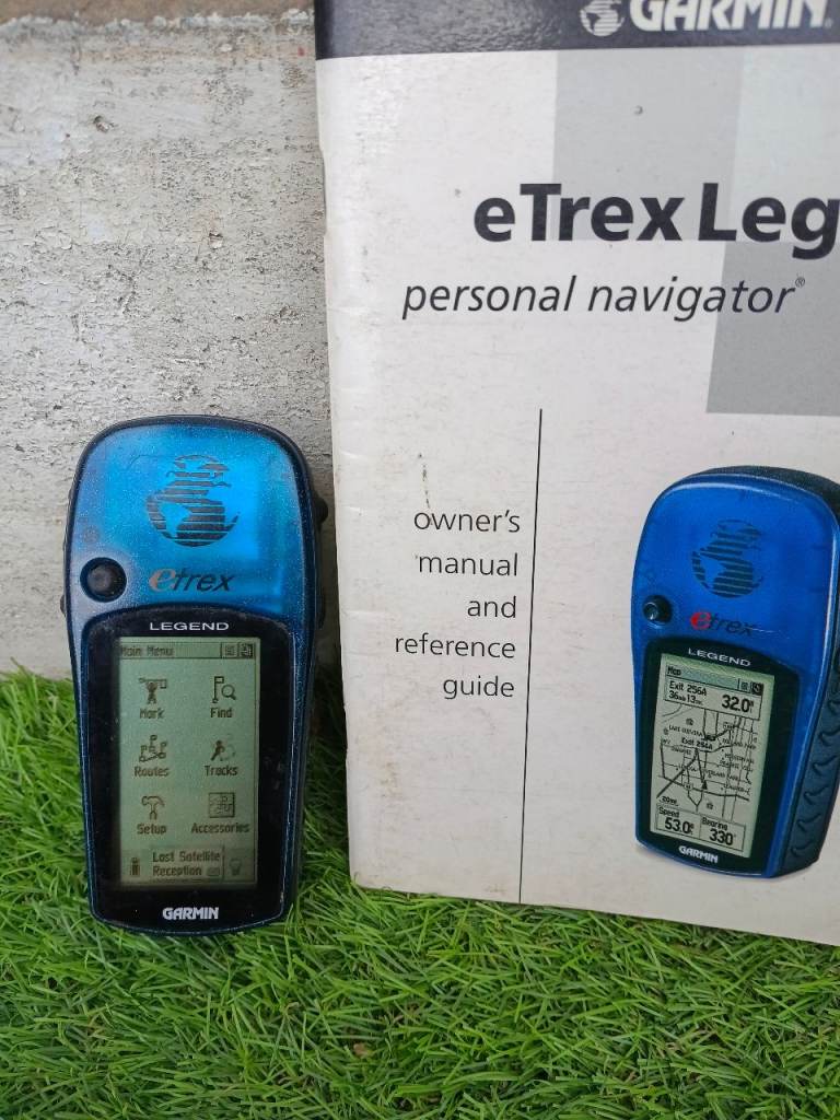 GPS Garmin e-Trex Legend hand held personal navigator, hiking walking cycling etc. Saltaire BD18