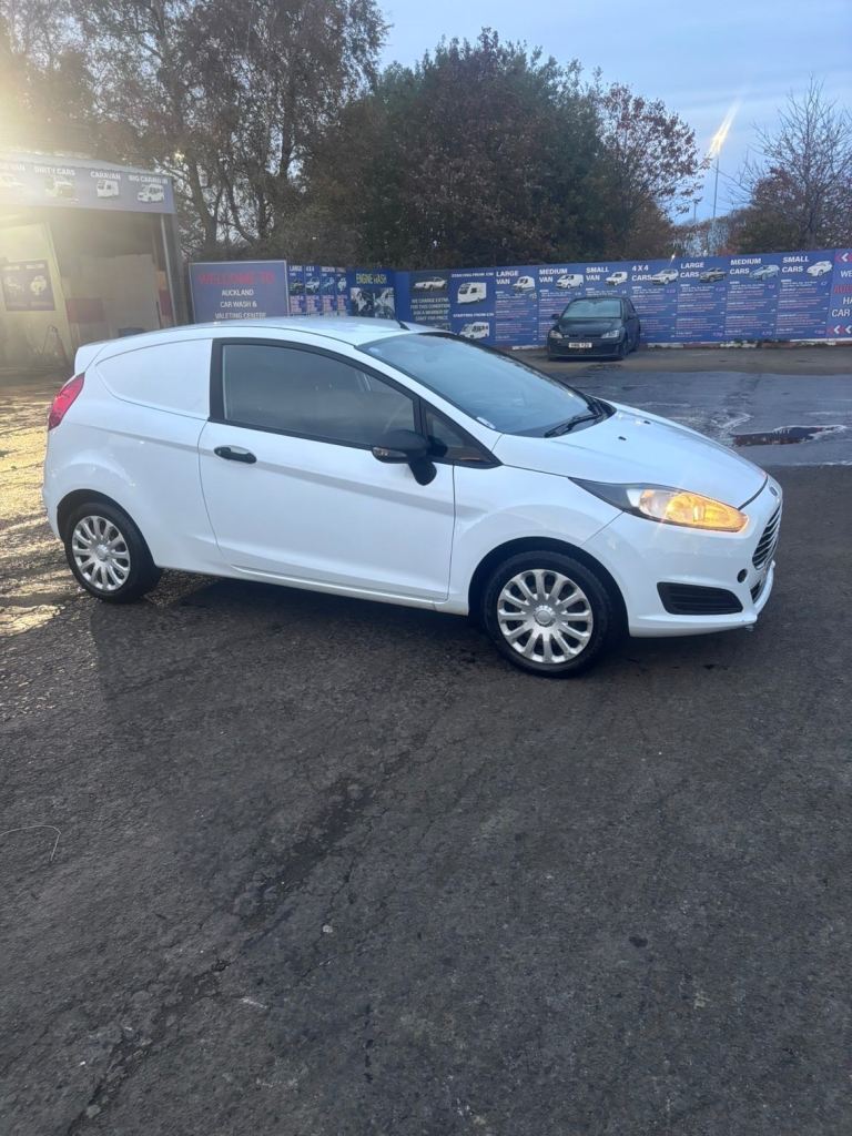 Ford, FIESTA, Car Derived Van, 2017, Manual, 1496 (cc)