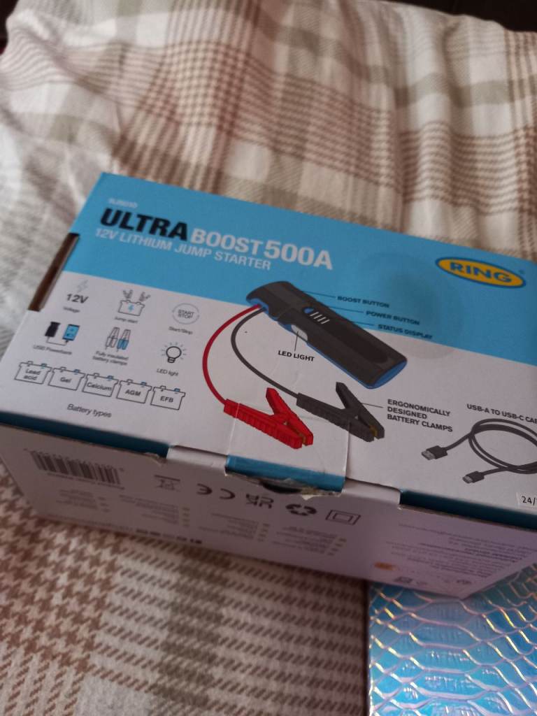 Car jump starter automatic 