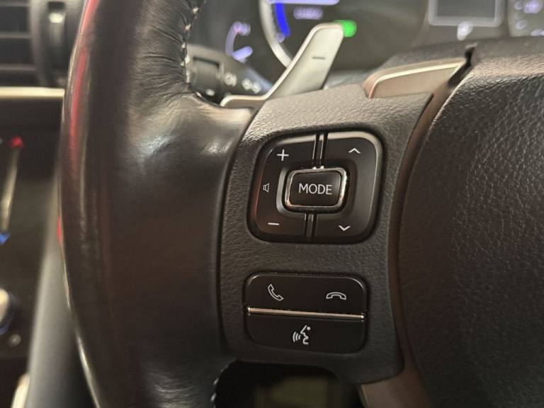 2018 Lexus IS 300h Executive Edition 4dr CVT Auto SALOON PETROL/ELECTRIC Automatic