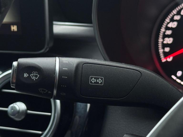 2015 Mercedes-Benz C Class 2.1 C220d AMG Line (Premium Plus) 7G-Tronic+ Euro 6 (s/s) 4dr SALOON D...