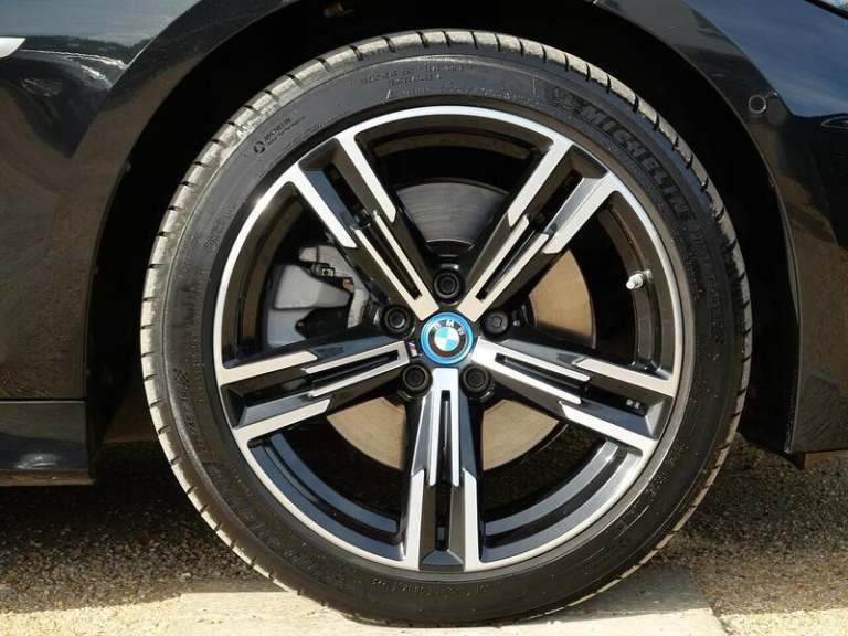 2022 BMW 3 Series 2.0 330e 12kWh M Sport Touring 5dr Petrol Plug-in Hybrid Auto Euro 6 (s/s)  Est...