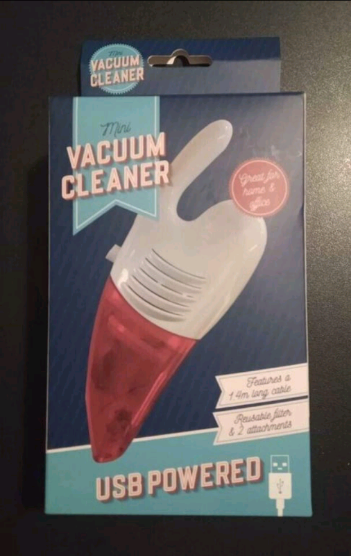 MINI VACUUM CLEANER - USB POWERED