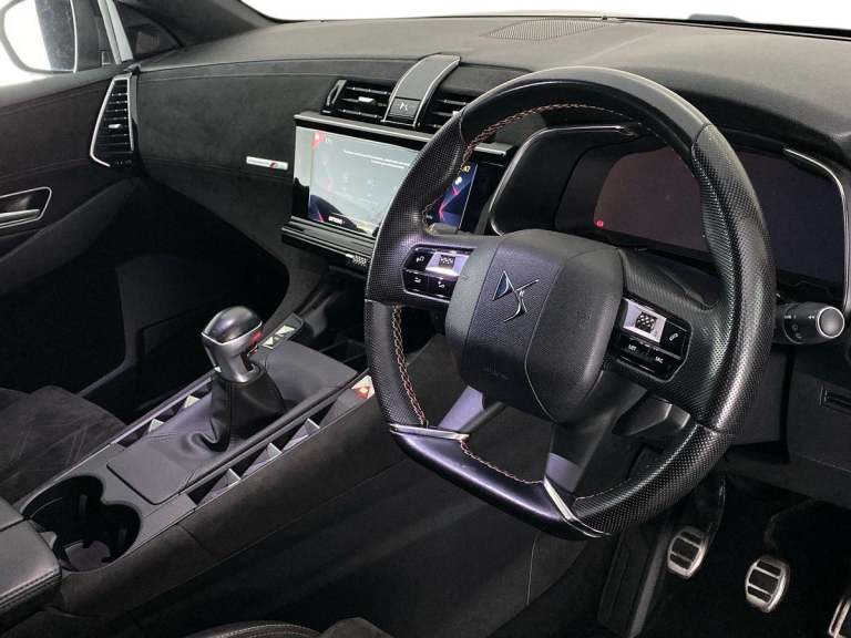 2020 DS Automobiles DS 7 1.5 BlueHDi Performance Line 5dr Crossover/SUV DIESEL Manual