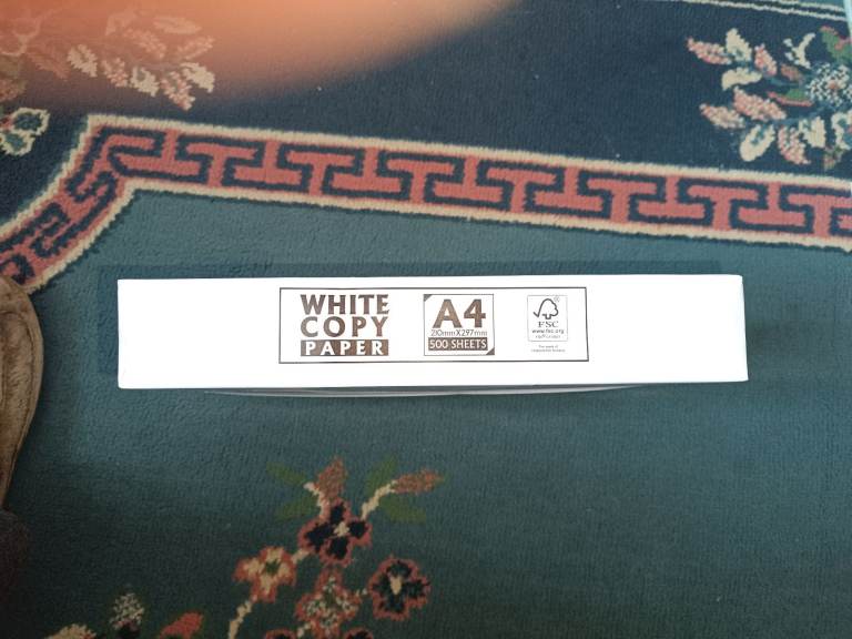 One ream (500 sheets) A4 Copier/printer paper (discount for multiple packs!)