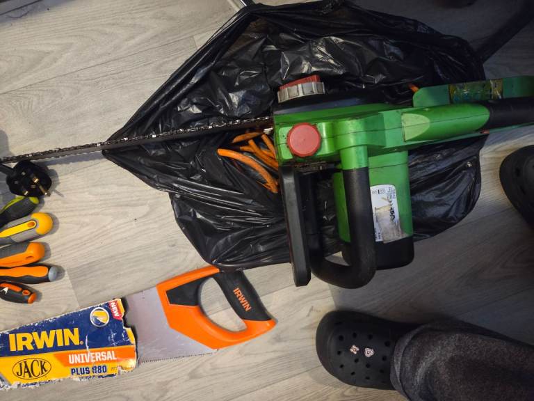 Chainsaw