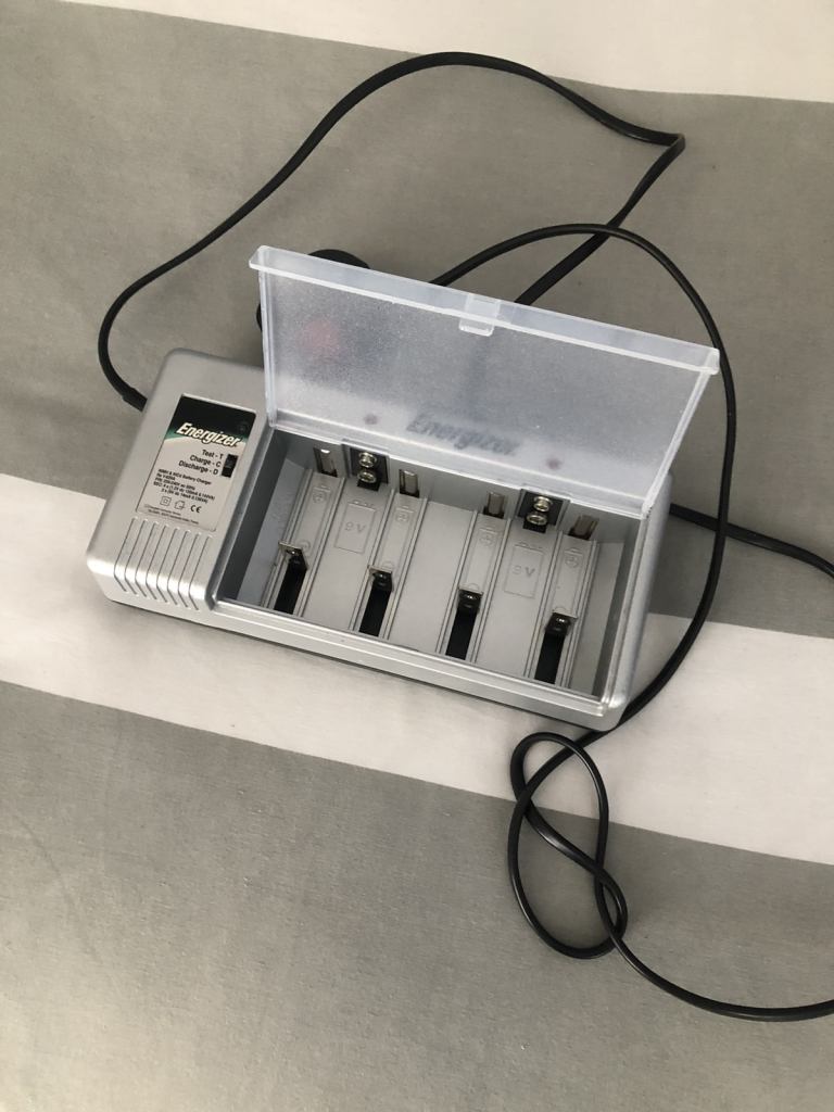 Energiser battery charger 