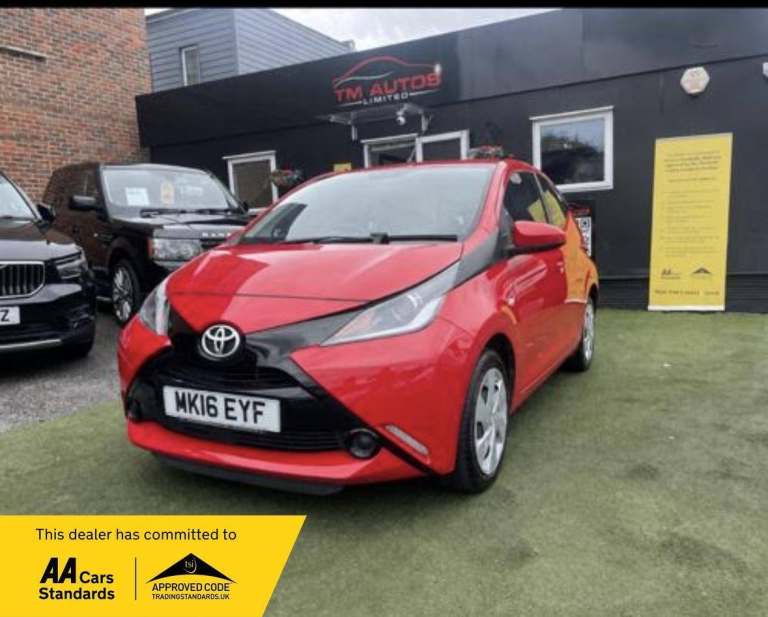 2016 Toyota Aygo 1.0 VVT-i x-play Euro 6 5dr Petrol