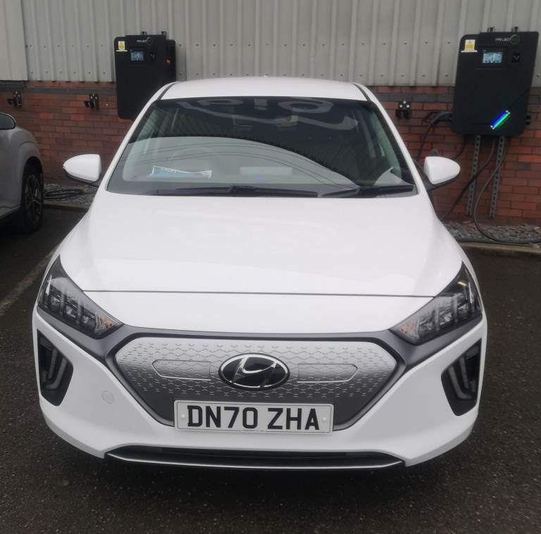 BARGAIN Hyundai IONIQ EV 2020 - 31k, MOT+TAX+PCO,repairs: damaged bumper,light,Rad,12V battery