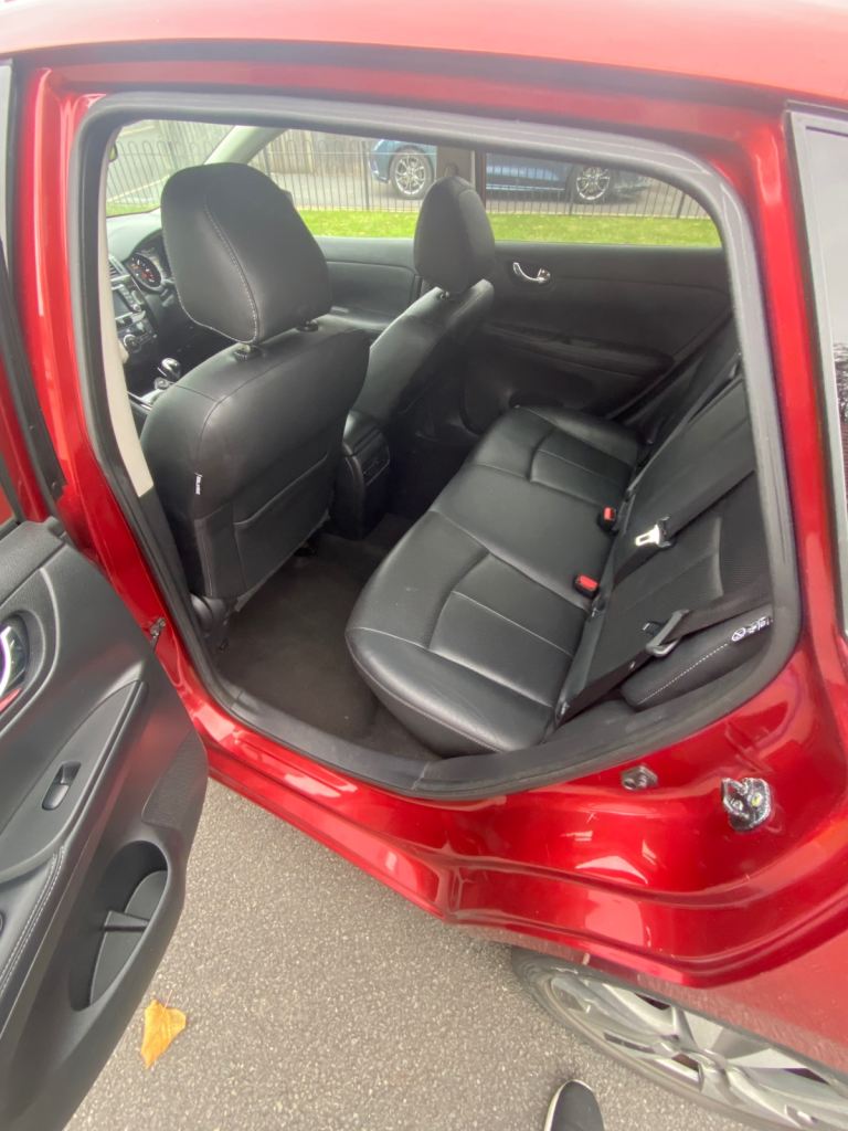 Nissan Pulsar 1.5 DCI diesel Tekna