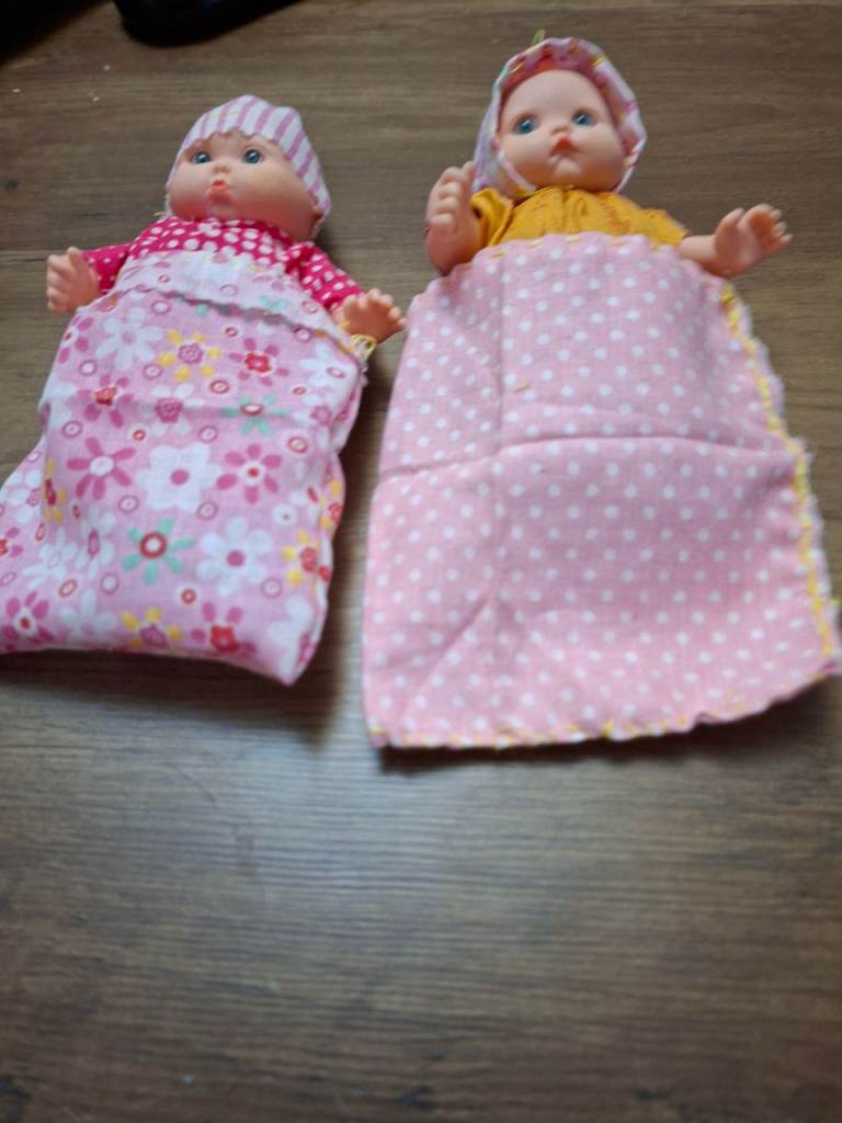 Dolls musical teaset