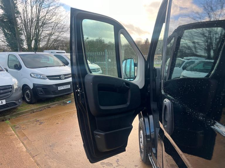 2022 Peugeot Boxer 2.2 BlueHDi 335 Professional Panel Van 5dr Diesel Manual L3 H2 Euro 6 (s/s) Pa...