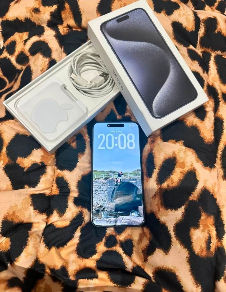 Iphone 15 pro max 256gb EE