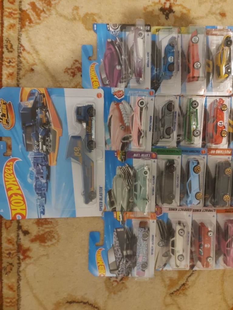 HOTWHEELS BUNDLE