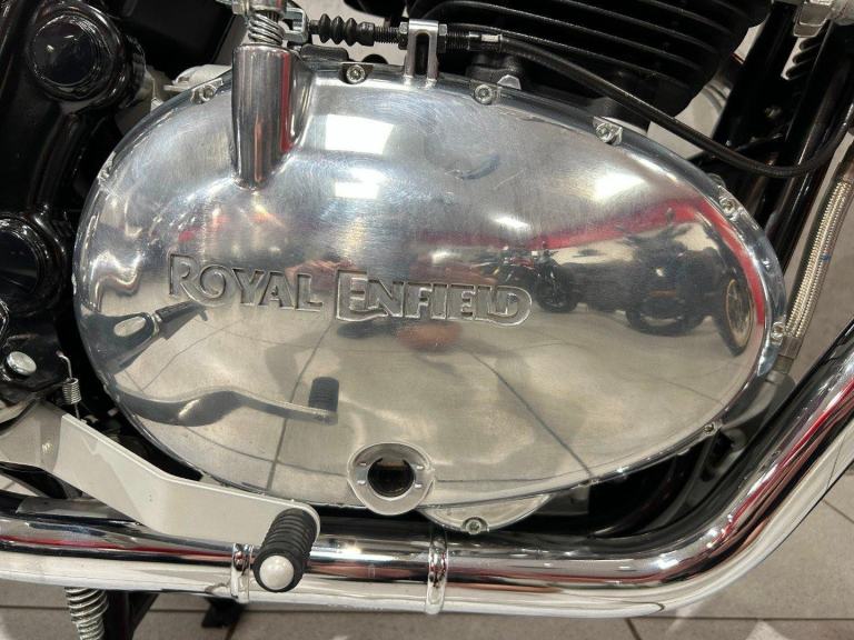 2024 Royal Enfield Interceptor 650 - 1886 miles - 1 OWNER! - STUNNING!