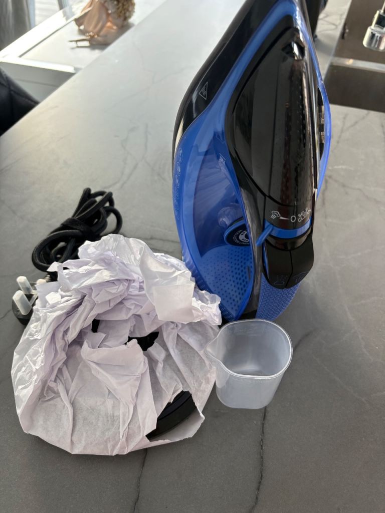 Cordless Steam Iron
