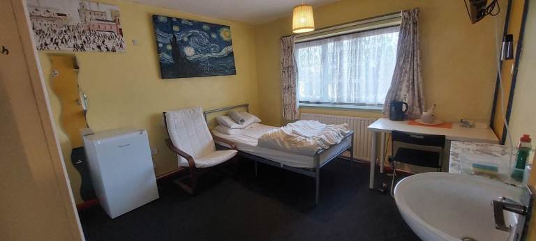 Spacious and Cosy Double Rooms for Rent in - SS14 1QG
