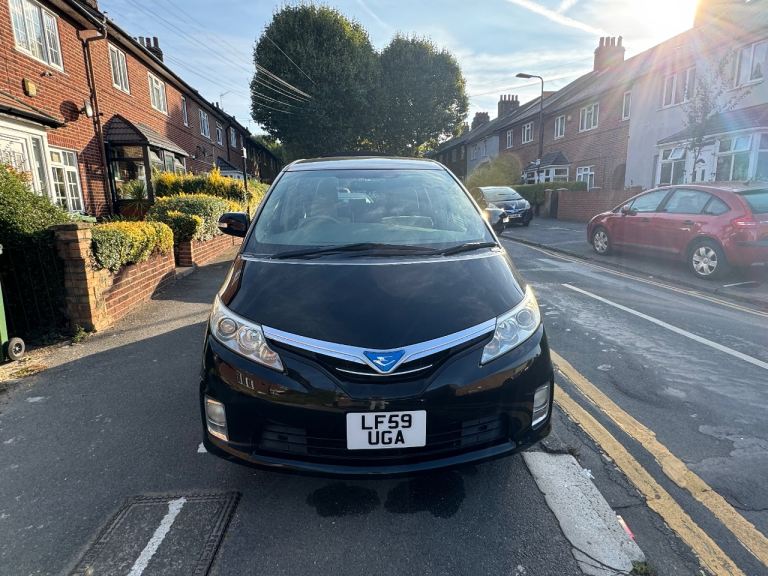 Toyota Estima Hybrid