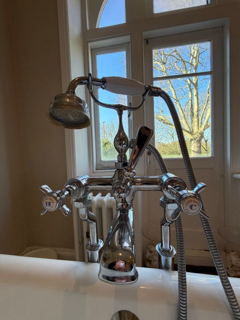 Fired Earth Traditional Chrome Bath Taps with Hand Shower