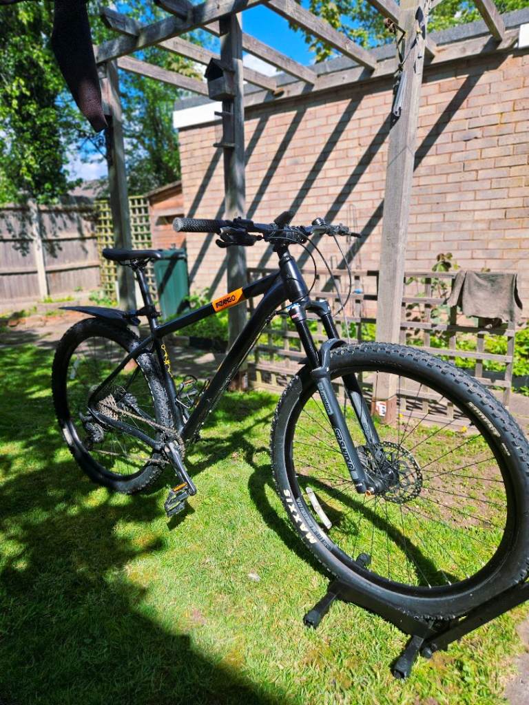 Voodoo Bizango 29er Mountain Bike