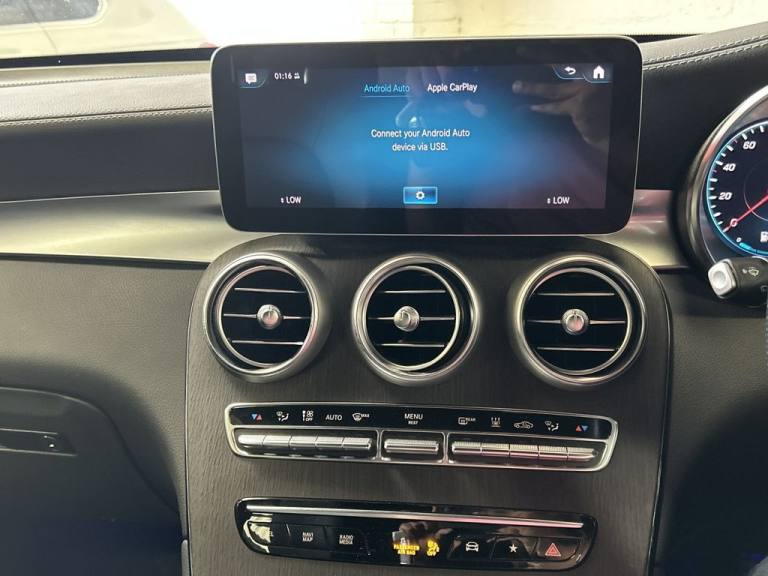 2022 Mercedes-Benz GLC 2.0 GLC300e 13.5kWh AMG Line (Premium Plus) SUV 5dr Petrol Plug-in Hybrid ...