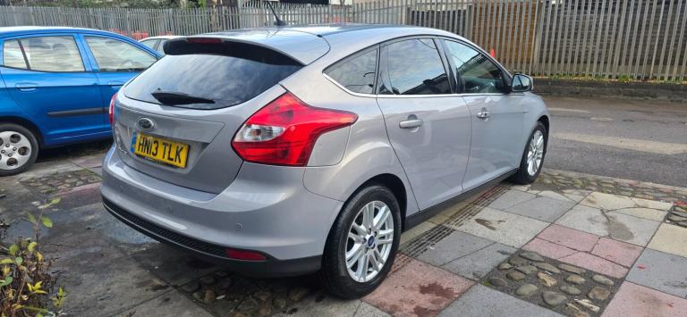 2013 Ford Focus 1.6 125 Titanium 5dr Powershift HATCHBACK Petrol Automatic