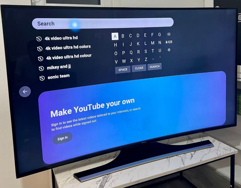 55" CURVED SAMSUNG SMART TV 