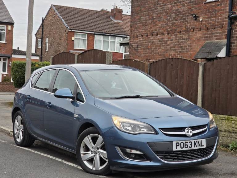 Vauxhall Astra 2.0 CDTi SRi Auto Euro 5 5dr 66k £3,900