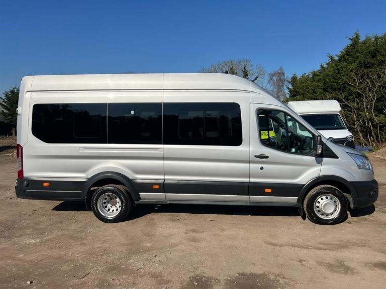 2019 Ford Transit 460 TREND ECOBLUE 17STR BUS Minibus Diesel Manual